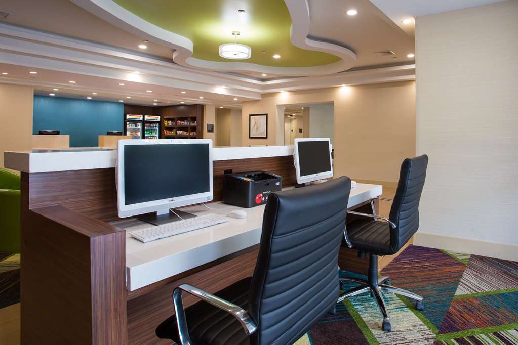 Best Western Plus North Shore Hotel Danvers Konforlar fotoğraf